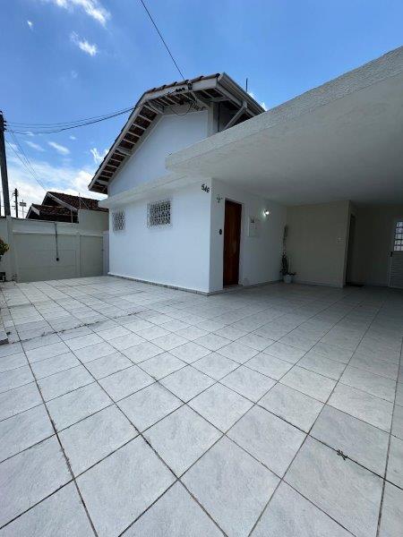 Venda de Casa Térrea - Excelente Localização em Pindamonhangaba Venda de Casa Térrea - Excelente Localização em Pindamonhangaba