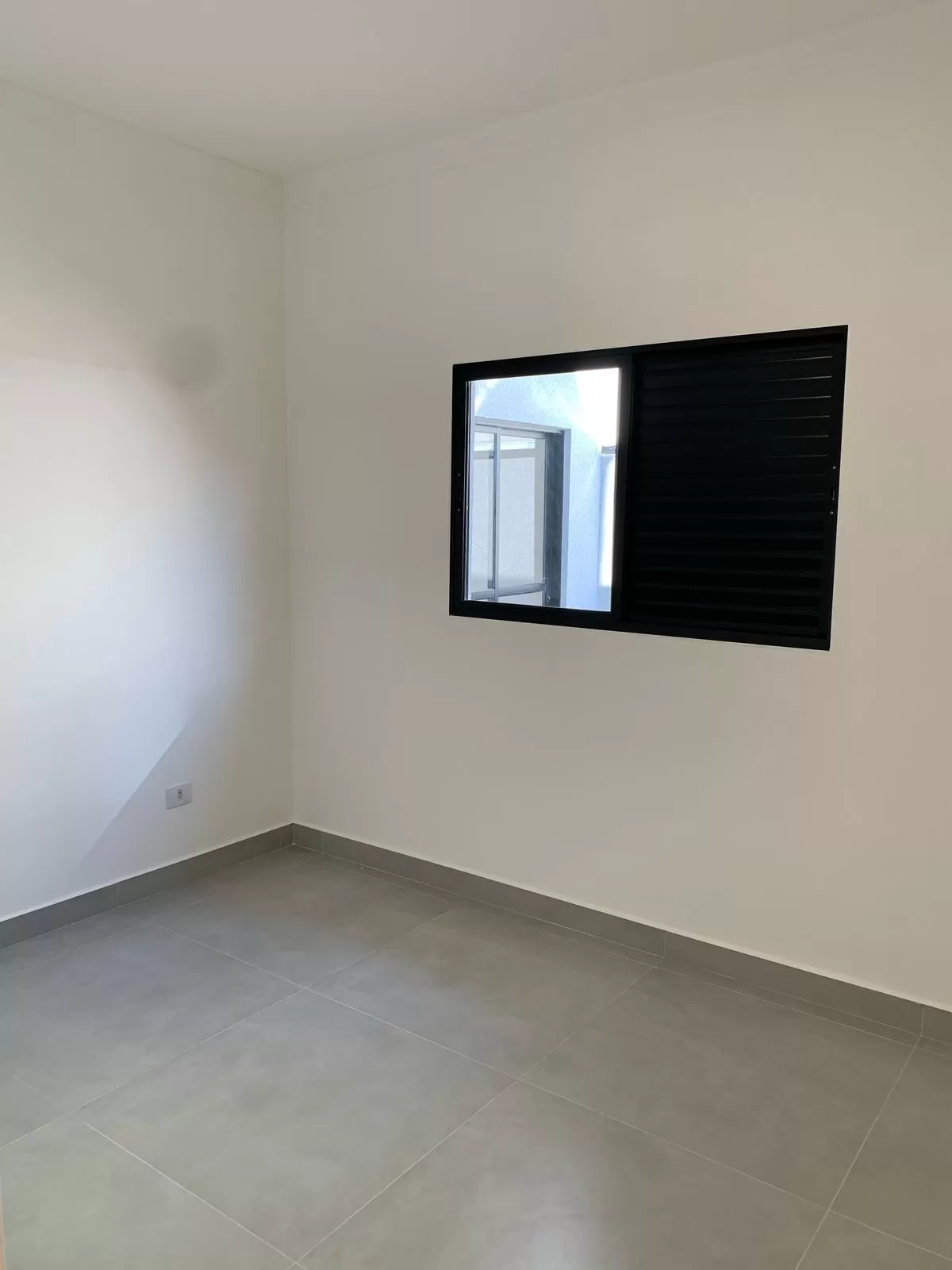 Casa Térrea à Venda – Condomínio Laguna, Pindamonhangaba Casa Térrea à Venda – Condomínio Laguna, Pindamonhangaba