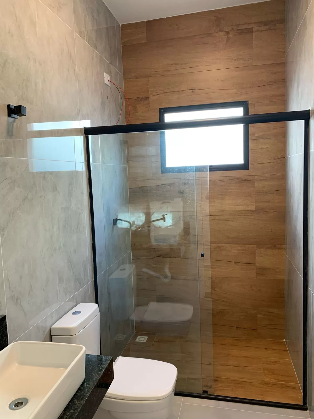 Casa Térrea à Venda – Condomínio Laguna, Pindamonhangaba Casa Térrea à Venda – Condomínio Laguna, Pindamonhangaba