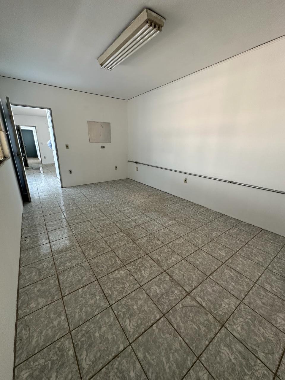 Locação em Rua Estratégica de Pindamonhangaba Locação em Rua Estratégica de Pindamonhangaba