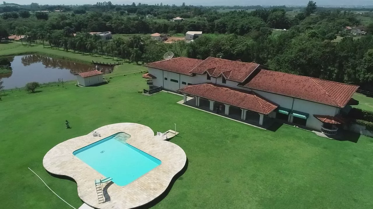 Propriedade Encantadora na Zona Rural de Pindamonhangaba Propriedade Encantadora na Zona Rural de Pindamonhangaba