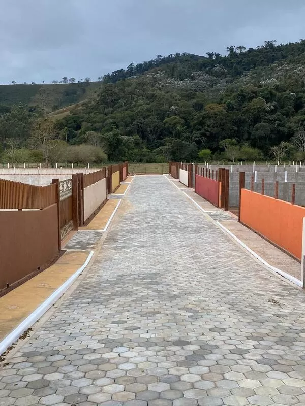 Terreno dos Seus Sonhos em São Bento do Sapucaí – Pronto para Construção Terreno dos Seus Sonhos em São Bento do Sapucaí – Pronto para Construção